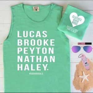 Jadelynn Brooke: Clothes Over Bros Tank